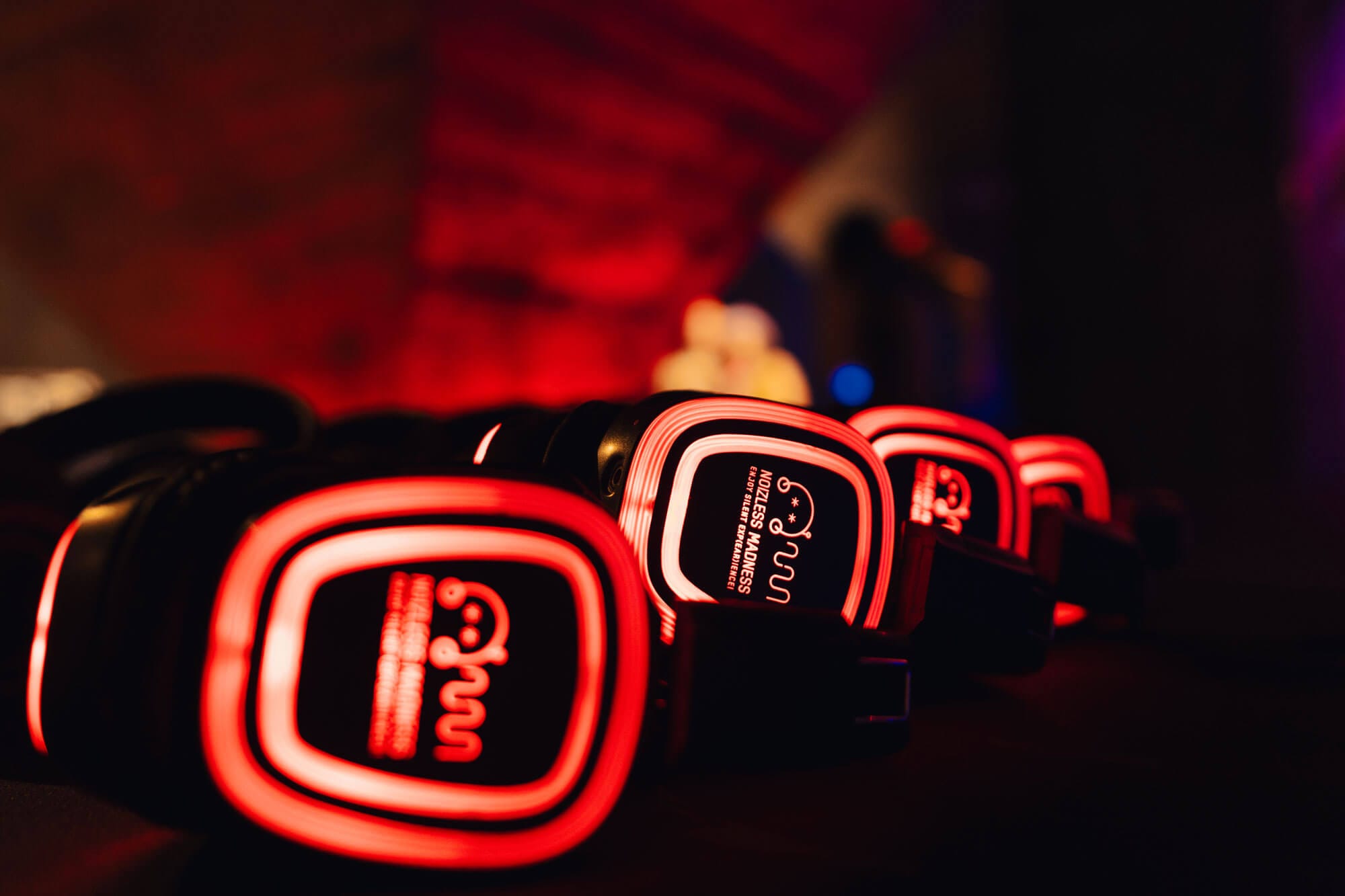 Casque audio posé sur table Zoom